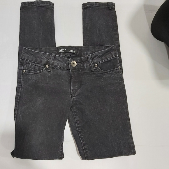 London black jeans. Size: 1 - Picture 5 of 10